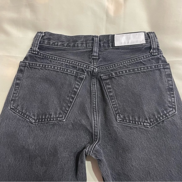 RE/DONE- 70s High Rise Stovepipe Distressed Frayed Hem Jeans in Aged Black - Picture 6 of 10